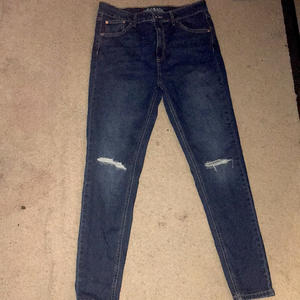 Blue skinny jeans